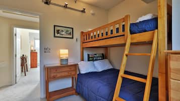 Condo, 2 quartos | Wi-Fi de cortesia