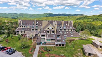 Condo, 2 Bedrooms | Exterior