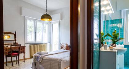 Ferienwohnung "Villetta Dei Pini" mit Meerblick, Privatem Garten & WLAN