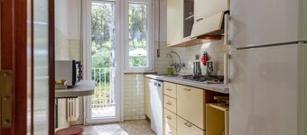 Appartamento "Villetta Dei Pini" con vista mare, giardino privato e Wi-Fi