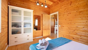 2 bedrooms, free WiFi, bed sheets