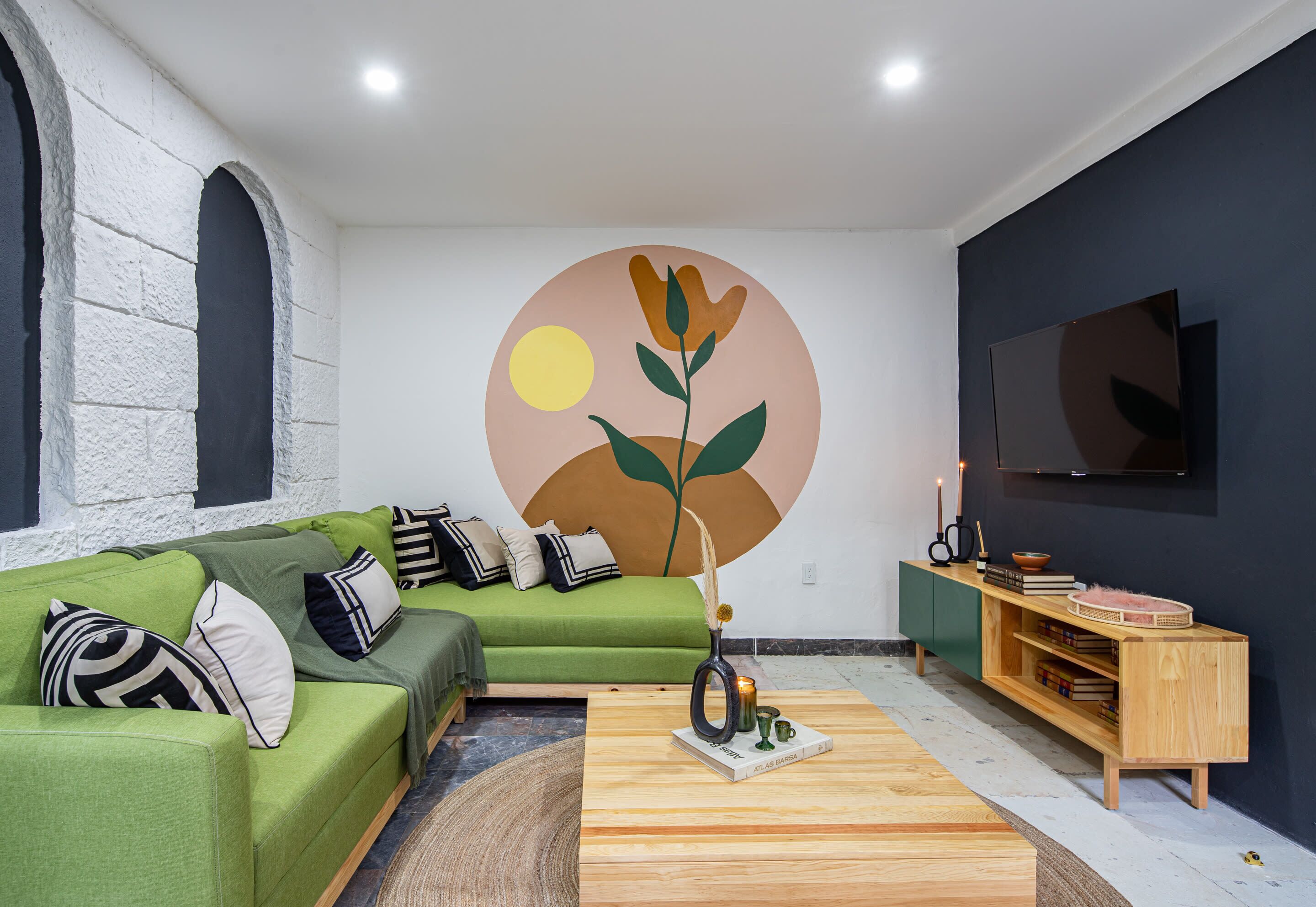 TV, ping pong, offices