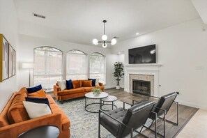 TV, fireplace, offices