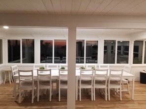Dining - Modern Beach house with a great view, totally updated, private beach. (Englewood)