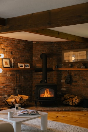 House, 4 Bedrooms | Interior - Forest Mountain Escape: Beautiful Mountaintop Escape In Mendon, Vt. 20 Min To Killington/14 To Pico. 4 Bedroom Home (Rutland)