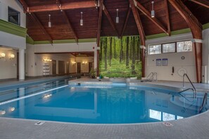 Apartment, 2 Schlafzimmer | Pool | Innenpool, beheizter Pool