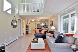 Condo, 2 Bedrooms | Living area