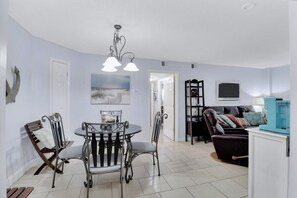 Villa, 2 soverom | Spiseområde