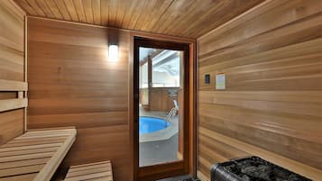 Studio | Sauna