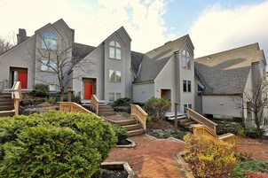 Condo, 1 Bedroom | Exterior