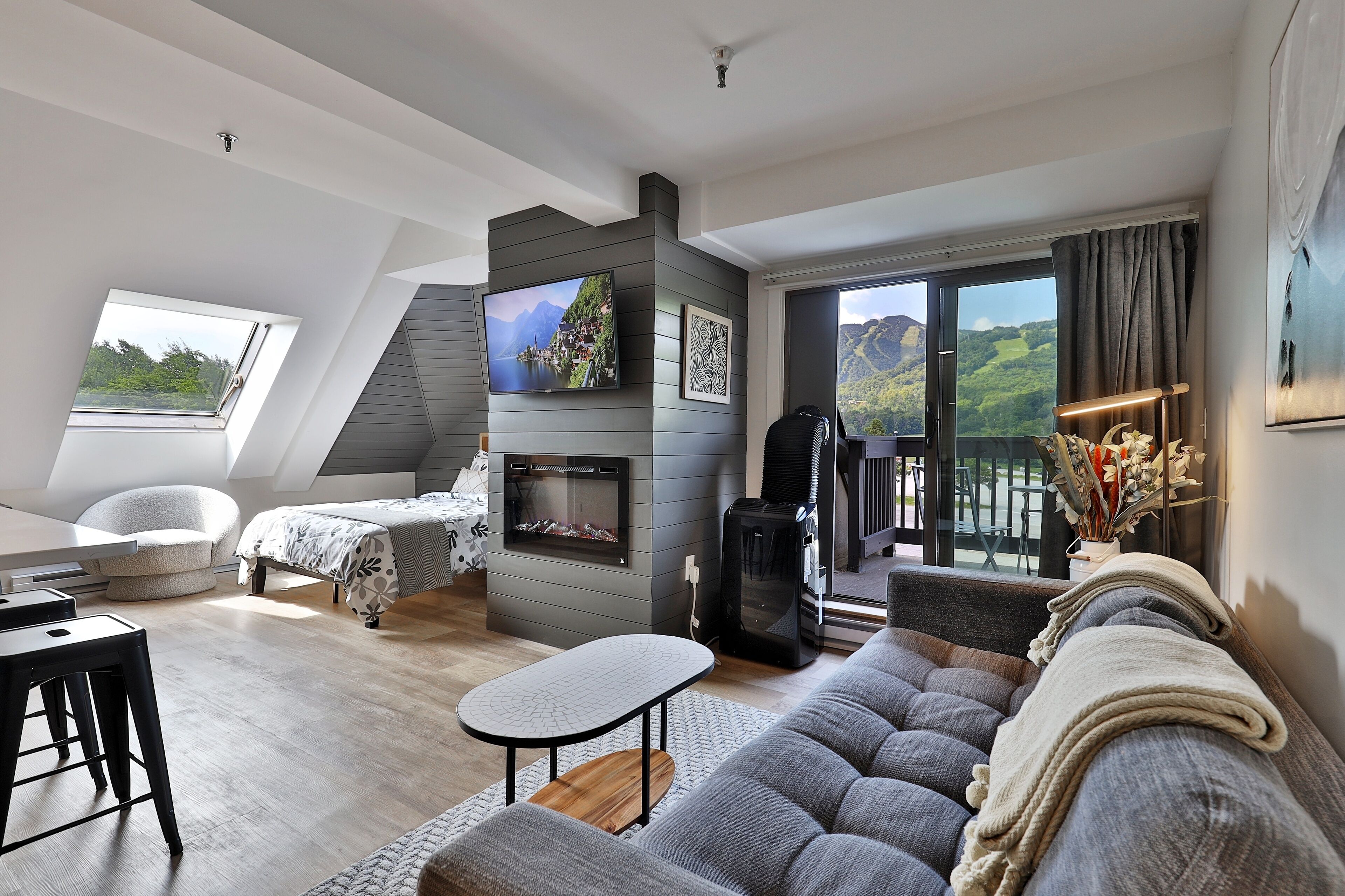 สตูดิโอ | บริเวณนั่งเล่น