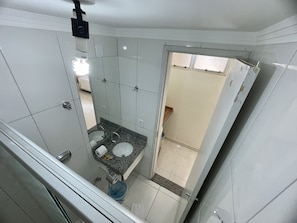 Comfort Room | Bathroom