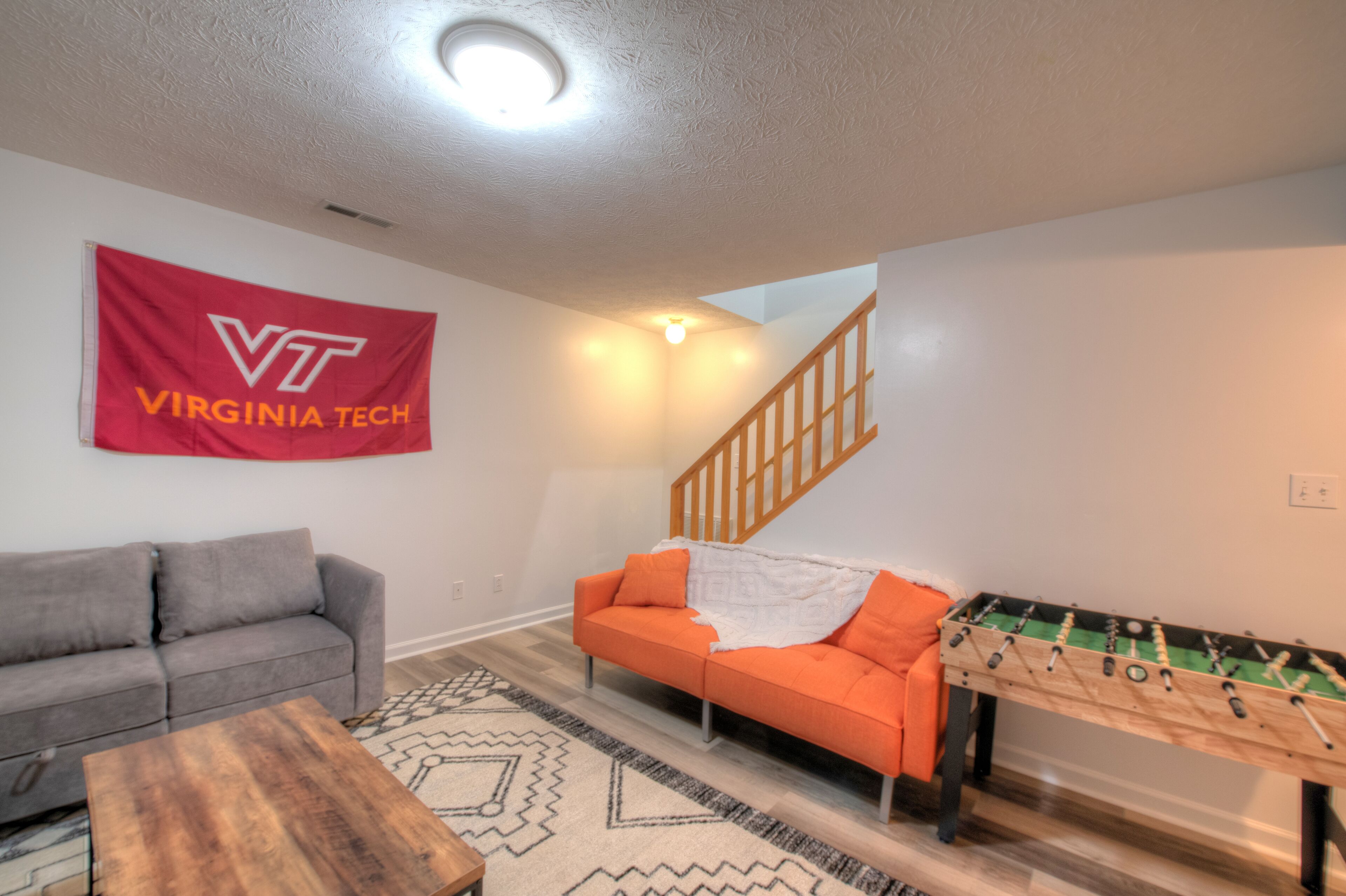 Close To Vt - 4bdrm, Sleeps 10 - Pembroke, VA