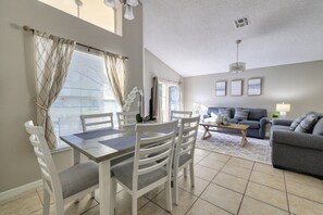 Villa, 4 Bedrooms | Dining - Robert's Classy Southern Dunes Holiday Home 4 Bedroom Villa by Redawning (Haines City)