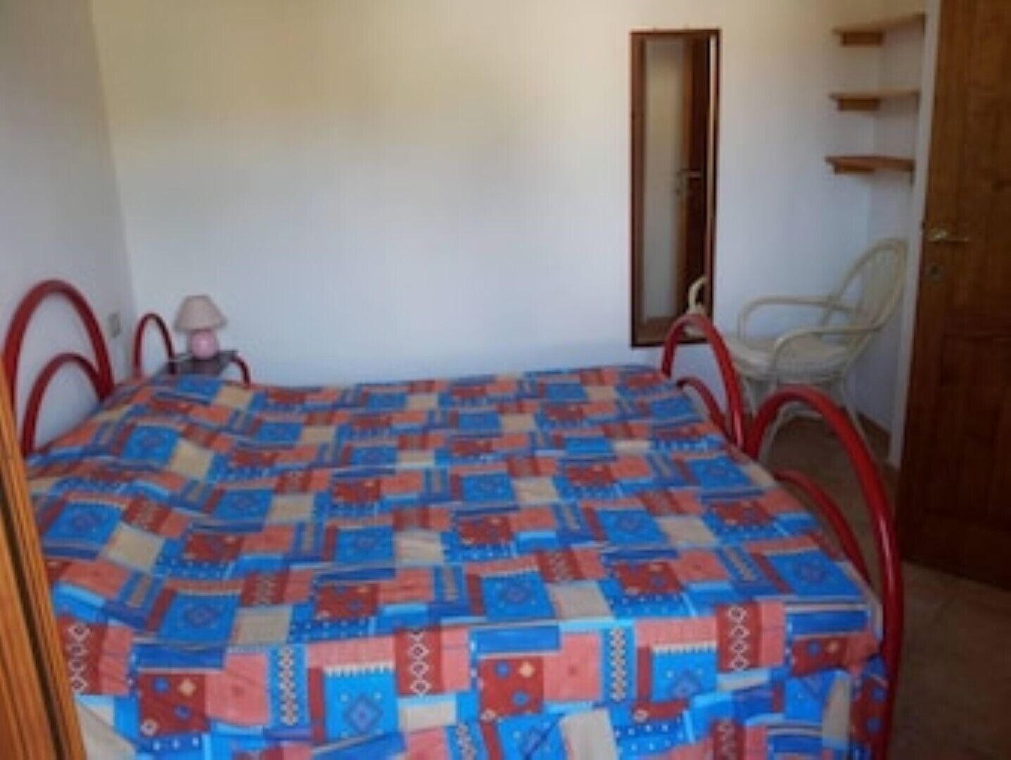 2 bedrooms, bed sheets