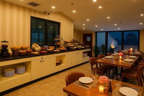 Daily buffet breakfast (EUR 10 per person)