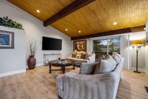 Smart-TV, peis og fotballspill