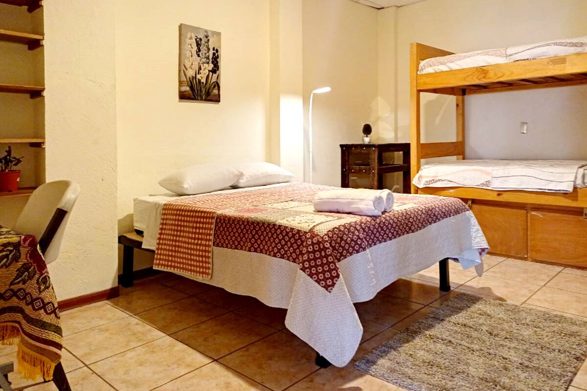 Ropa de cama hipoalergénica, wifi gratis y ropa de cama