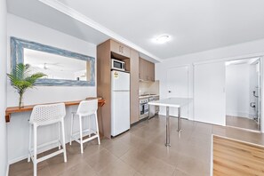 Køleskab, mikrobølgeovn, ovn, opvaskemaskine