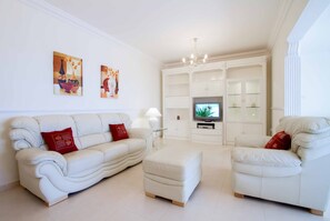 Smart TV, Netflix, streaming services - Villa Harmony - Four Bedroom Villa, Sleeps 6 (Puerto del Carmen)