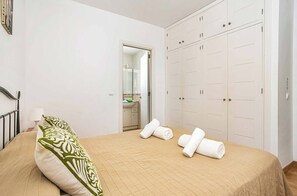 4 camere, Wi-Fi, lenzuola