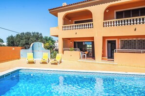 Pool - Casa Pluma - Two Bedroom Villa, Sleeps 4 (Albufeira)