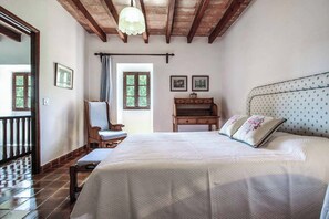 4 Schlafzimmer, WLAN, Bettwäsche