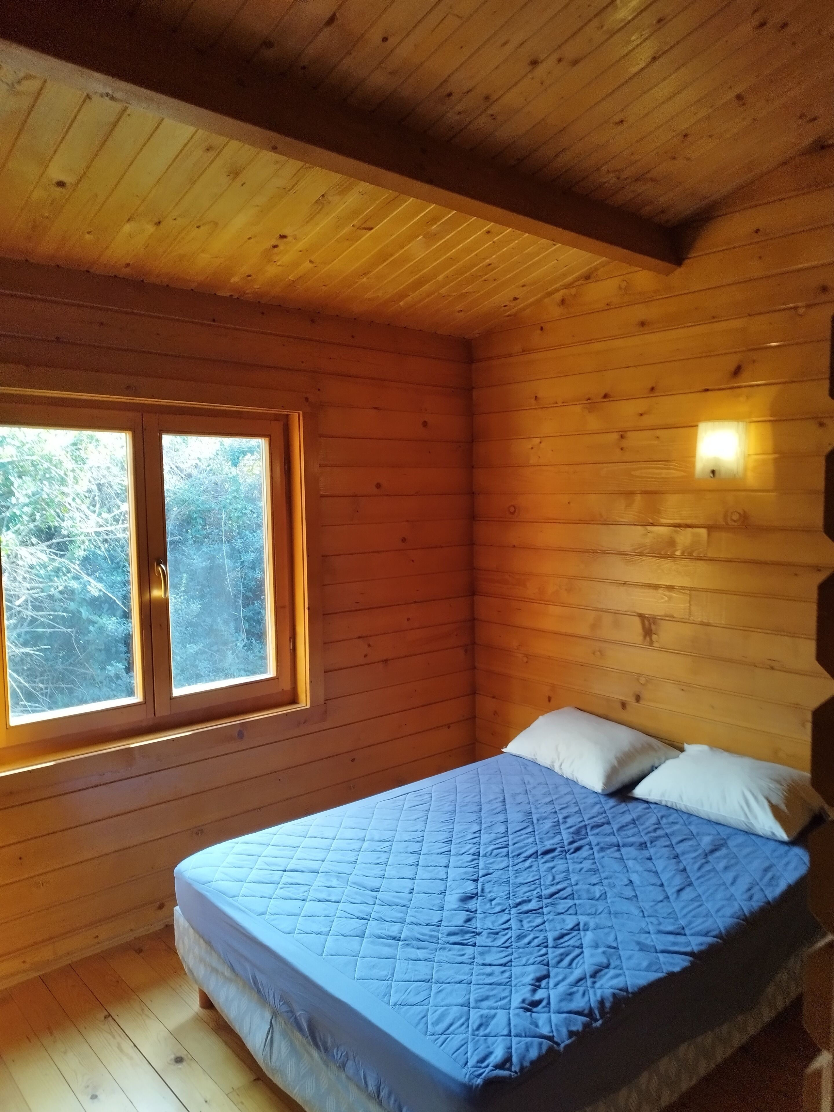 2 chambres, Wi-Fi gratuit, draps fournis