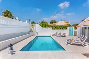 Pool - Villa Amanecer - Three Bedroom Villa, Sleeps 6 (Calp)