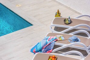 Pool - Villa Amanecer - Three Bedroom Villa, Sleeps 6 (Calp)