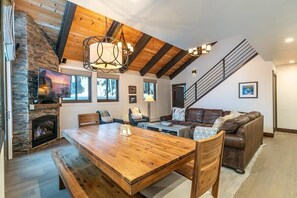 Téléviseur, foyer, chaîne audio