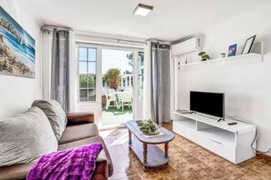 Smart TV - Villa Benicuco - Twelve Bedroom Villa, Sleeps 24 (Calp)