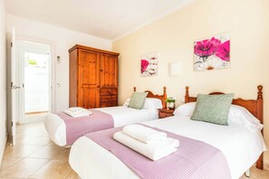 3 bedrooms, WiFi, bed sheets - Villa Lucia - Three Bedroom Villa, Sleeps 6 (Ciutadella de Menorca)