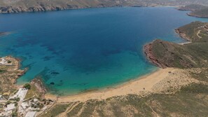 Perto da praia, toalhas de praia 