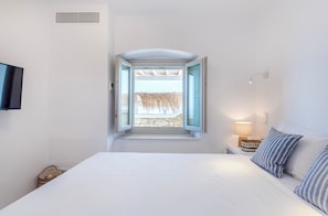 7 chambres, coffre-fort, fer et planche à repasser, lit de bébé portatif