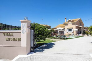 Exterior - Villa Michael - Three Bedroom Villa, Sleeps 6 (Kritika)