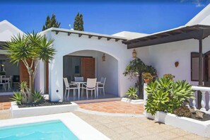 Outdoor dining - Casa Marco - Three Bedroom Villa, Sleeps 6 (Tías)
