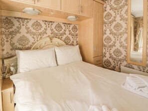 4 bedrooms, individually decorated, individually furnished, free WiFi - Bryn Berthen (Penrhyndeudraeth)