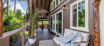Zuki House - 3BR, 2BA Ocean Close, Hot Tub