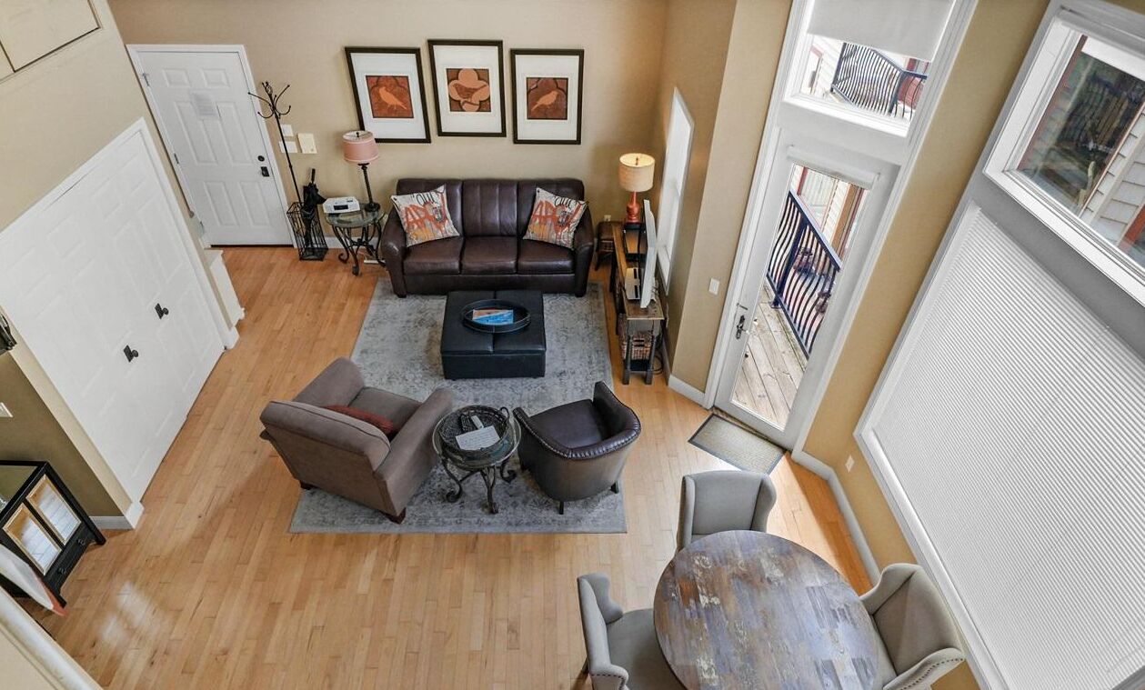 Condo South Haven Downtown & 5 min to beach