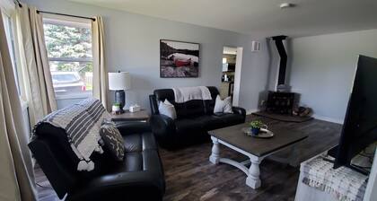 Escape the city to this quiet home along the beautiful Ottawa River