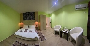 Accès au Wi-Fi (inclus), literie fournie