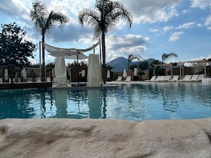 Outdoor pool - Time b&b (Poggiomarino)