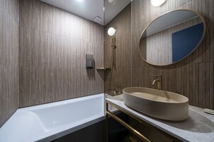 Suite | Ropa de cama de alta calidad, colchones viscoelásticos, escritorio