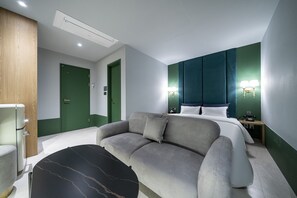 Suite | Ropa de cama de alta calidad, colchones viscoelásticos, escritorio