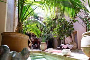 Luxury Suite | Terrace/patio