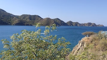 在海灘附近、2 間海灘酒吧