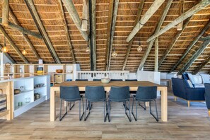Dining - New and gorgeous Beach House with Hot Tub steps from Long Beach's surf breaks (Cape Town)