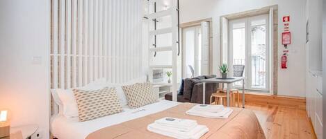 1 bedroom, desk, iron/ironing board, WiFi