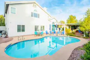 Pool - VEGAS-Oasis w/Pool-Mins to LV Strip-Las Vegas! (Las Vegas)
